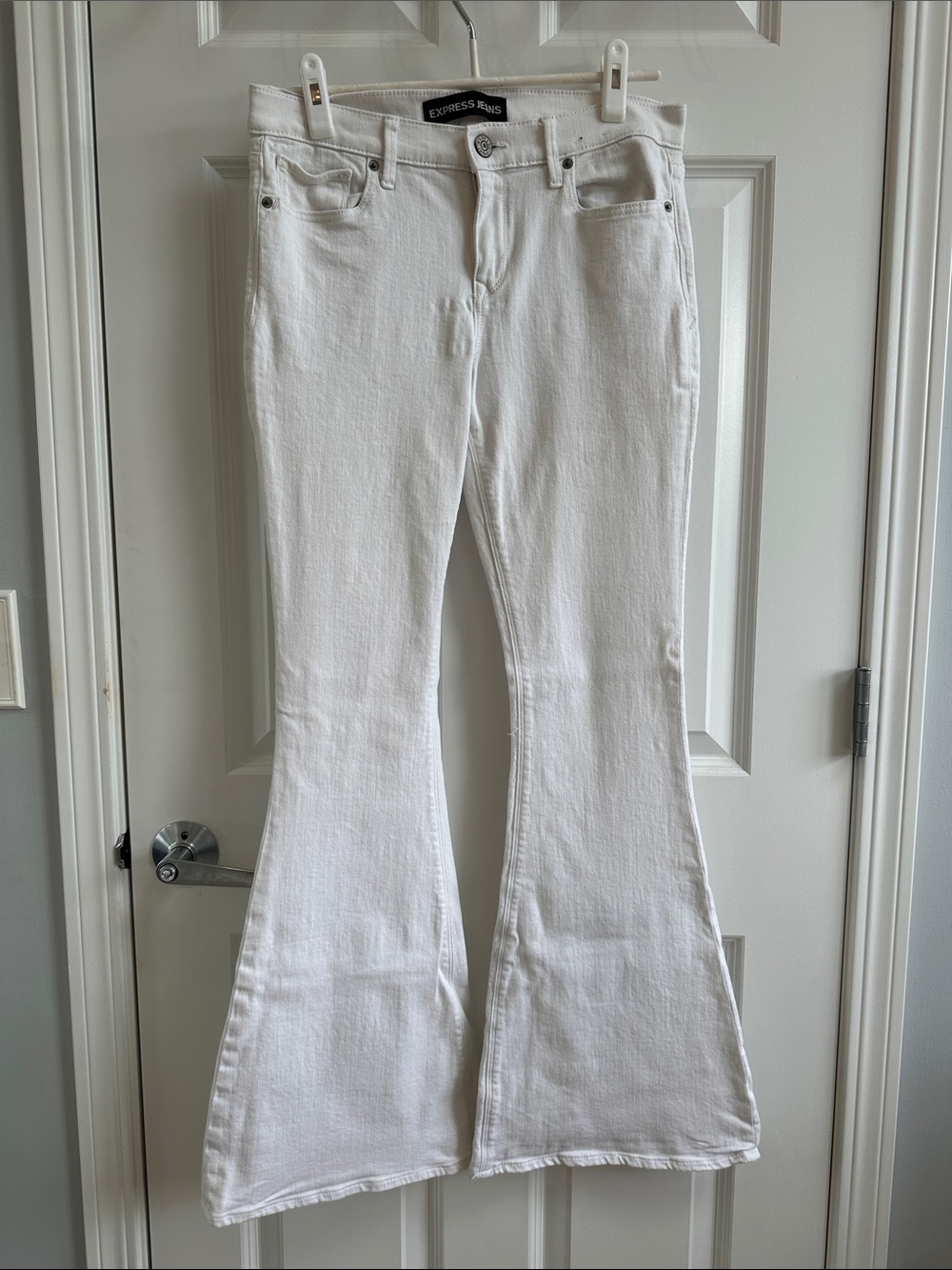 Express Bella Flare Jeans - White